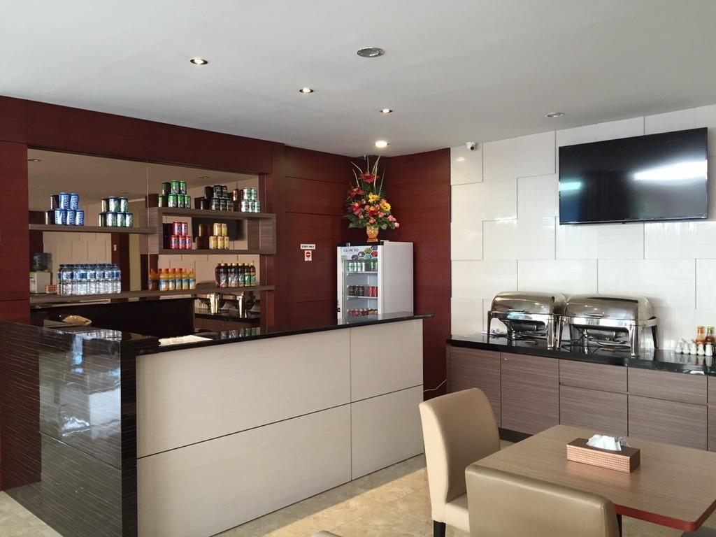 Hana Hotel Batam Eksteriør bilde